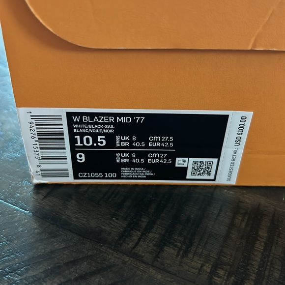 Nike W Blazer Mid ‘77 lightly used - Picture 2 of 5